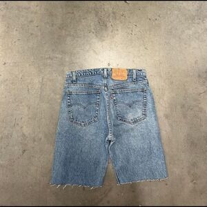 Levi's cut distressed 90s 505 jorts‎
